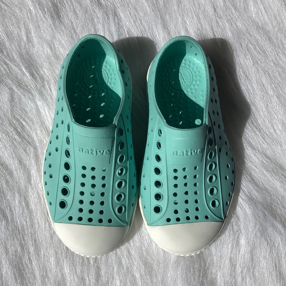 Native Jefferson slip on shoes